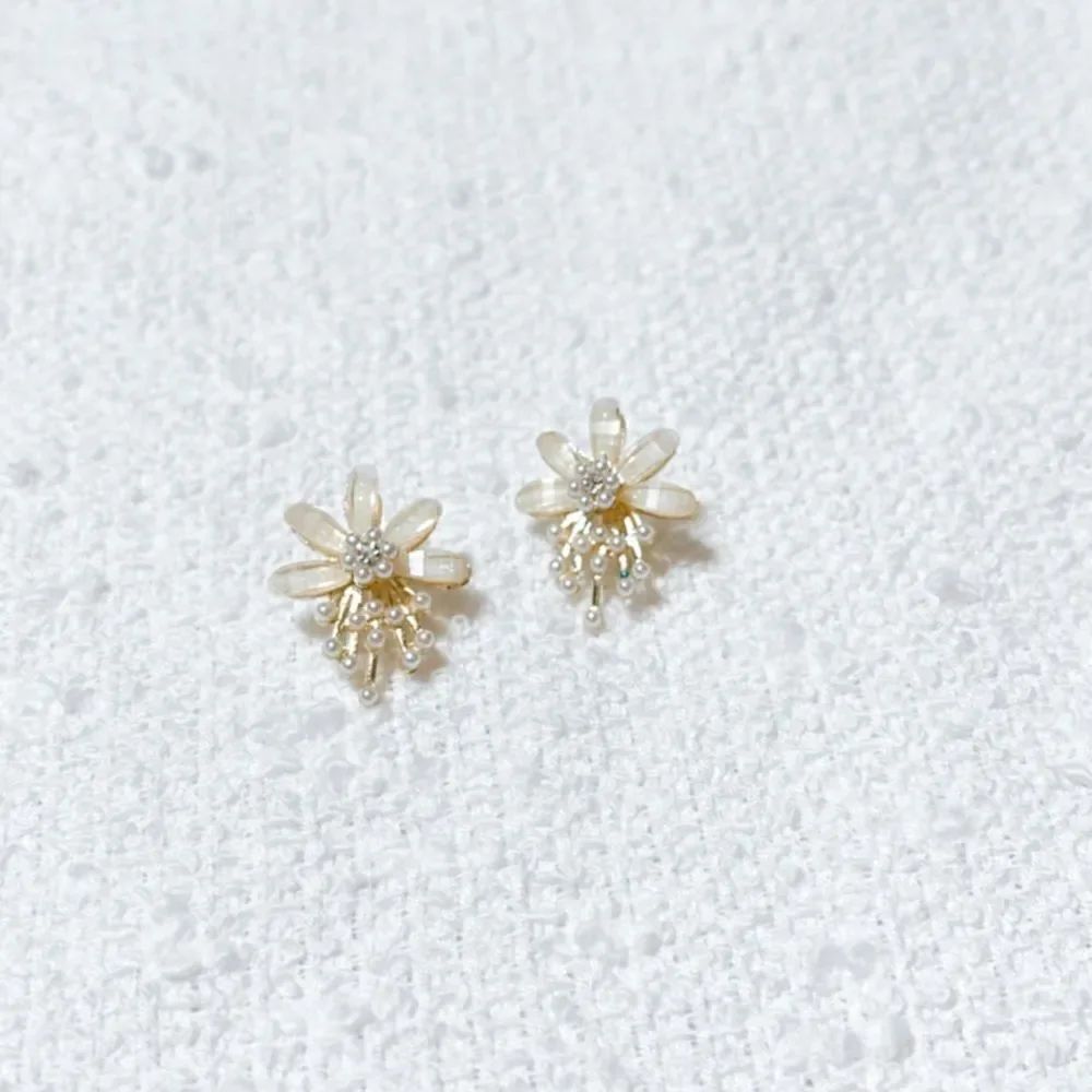 Flower earrings M193 - Picture 4 of 6